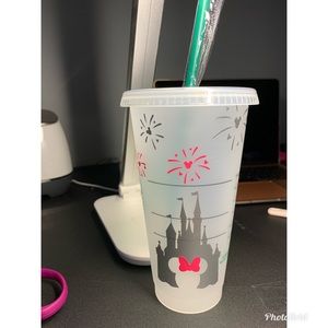 Disney Minnie Starbucks Cup